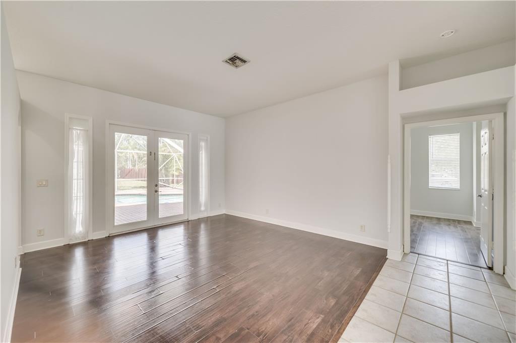 Stoneridge Lake Estates - Residential