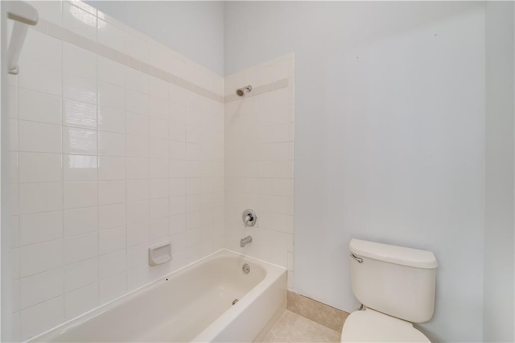 Stoneridge Lake Estates - Residential