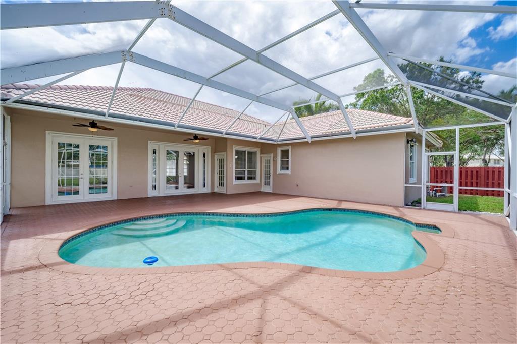 Stoneridge Lake Estates - Residential