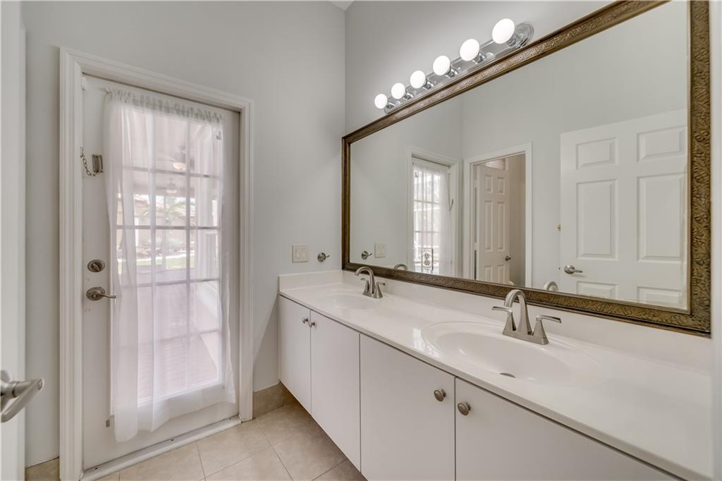 Stoneridge Lake Estates - Residential