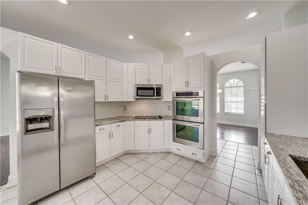 Stoneridge Lake Estates - Residential