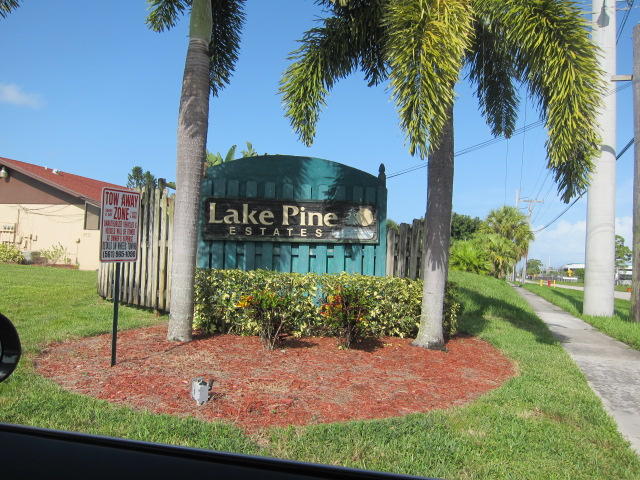 SUNNY PALMS VILLAS - Residential