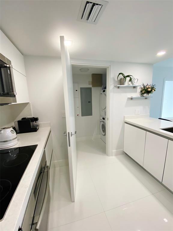 Ocean Four Condo - Residential Lease