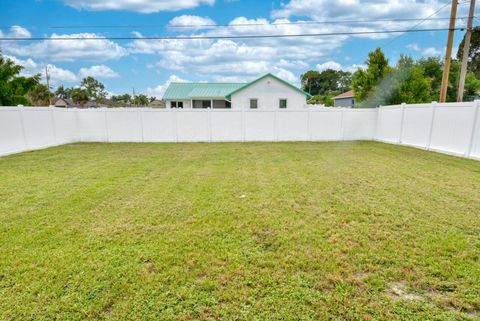 A home in Port St Lucie