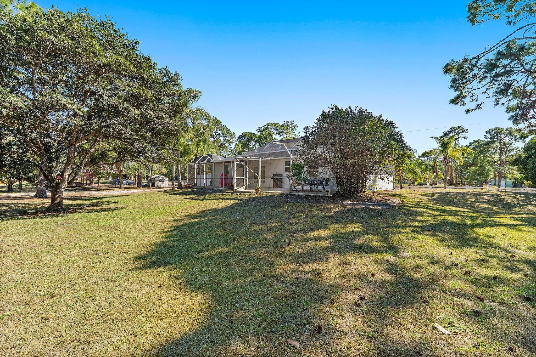 10-43-40~ W 209.7 FT OF E   2182 FT OF N 237.9 FT - Residential