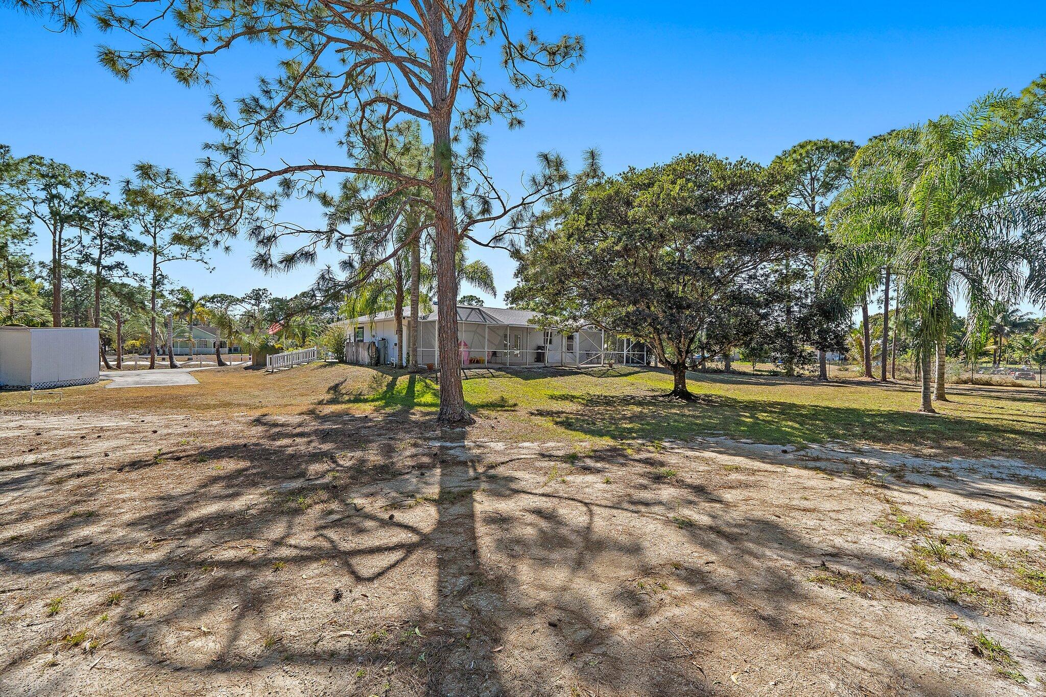 10-43-40~ W 209.7 FT OF E   2182 FT OF N 237.9 FT - Residential