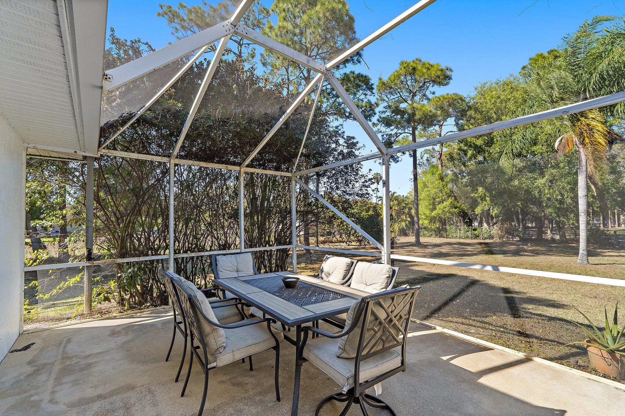 10-43-40~ W 209.7 FT OF E   2182 FT OF N 237.9 FT - Residential