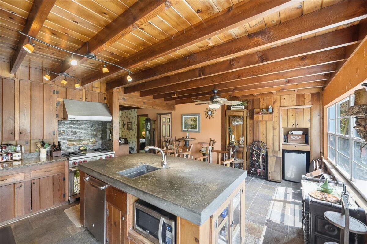 TOMLINSON'S UNRECORDED PLAT - Residential