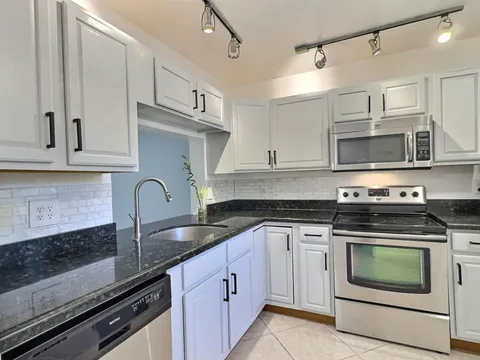 4361 Carambola Cir Unit 2647, Coconut Creek, FL 33066 - MLS#: F10492143
