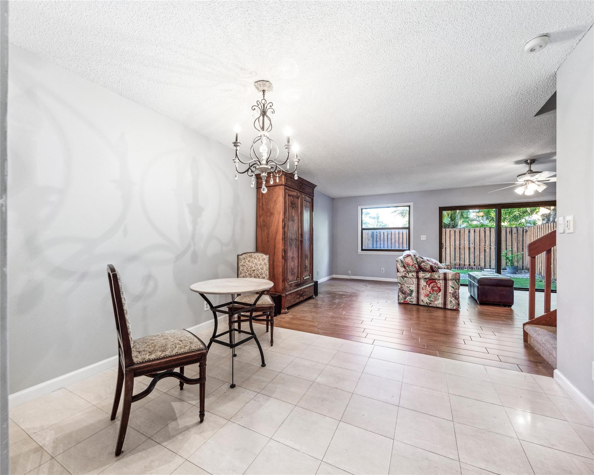 Capistrano Townhoms - Residential