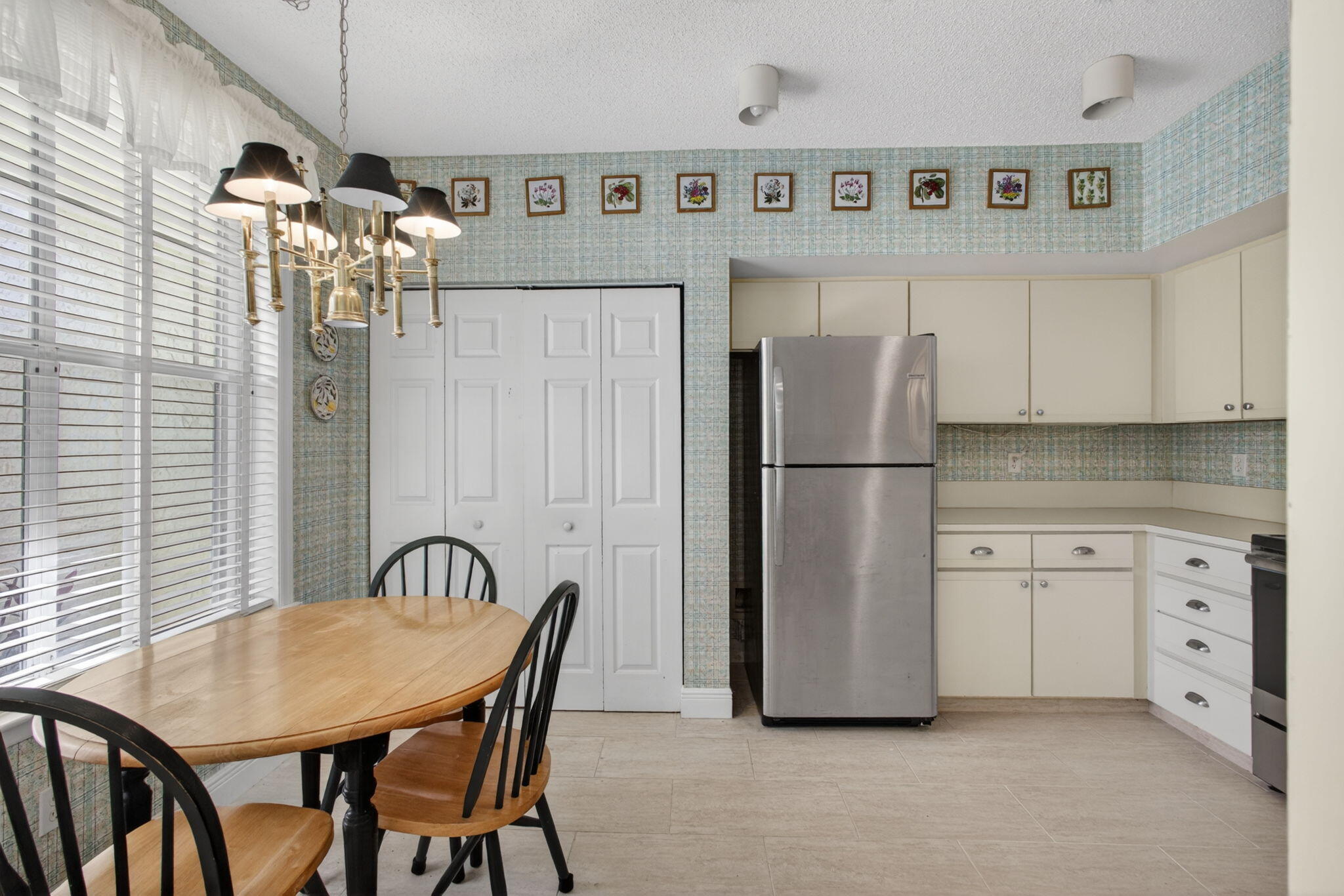 SEA COLONY CONDO - Residential