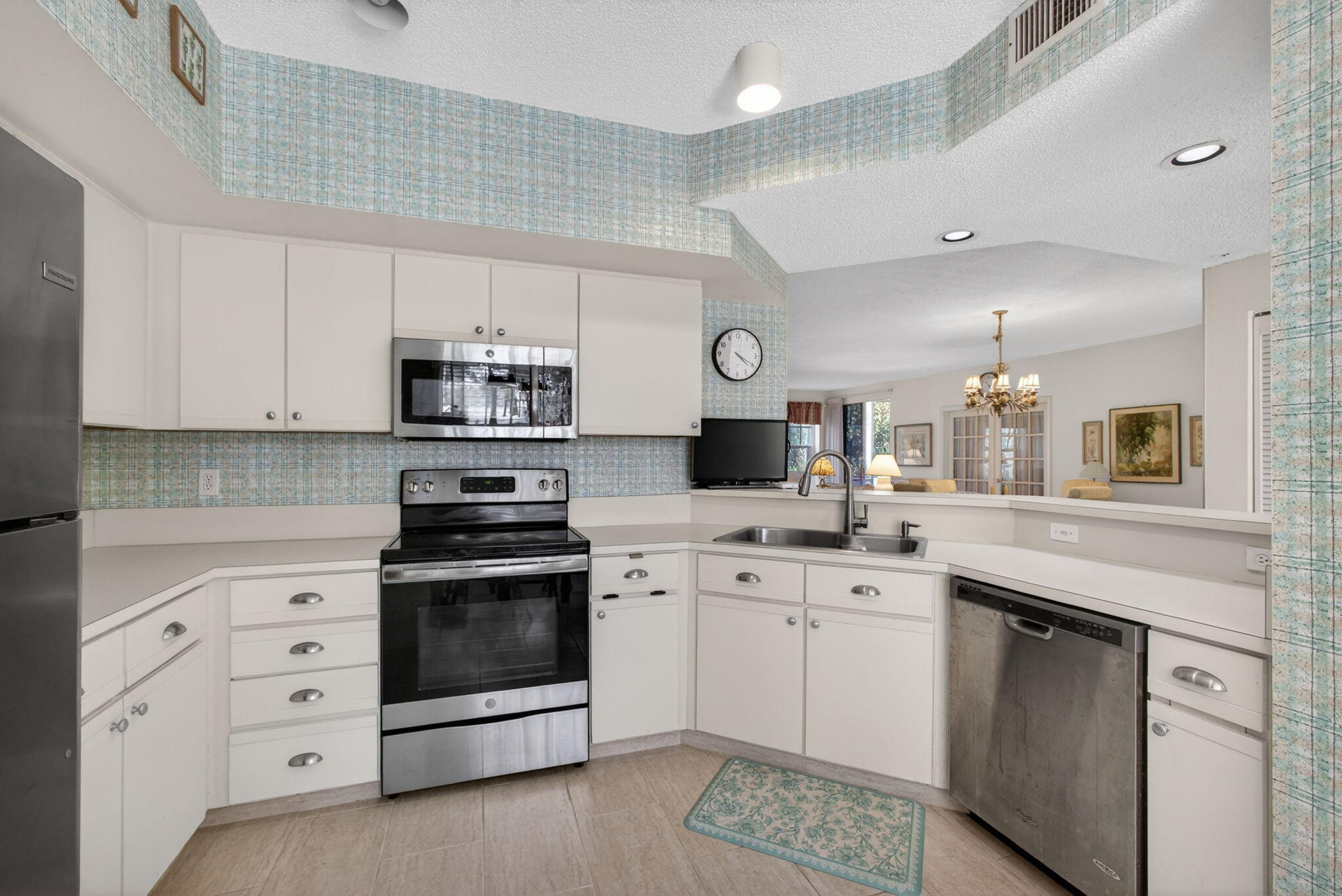 SEA COLONY CONDO - Residential