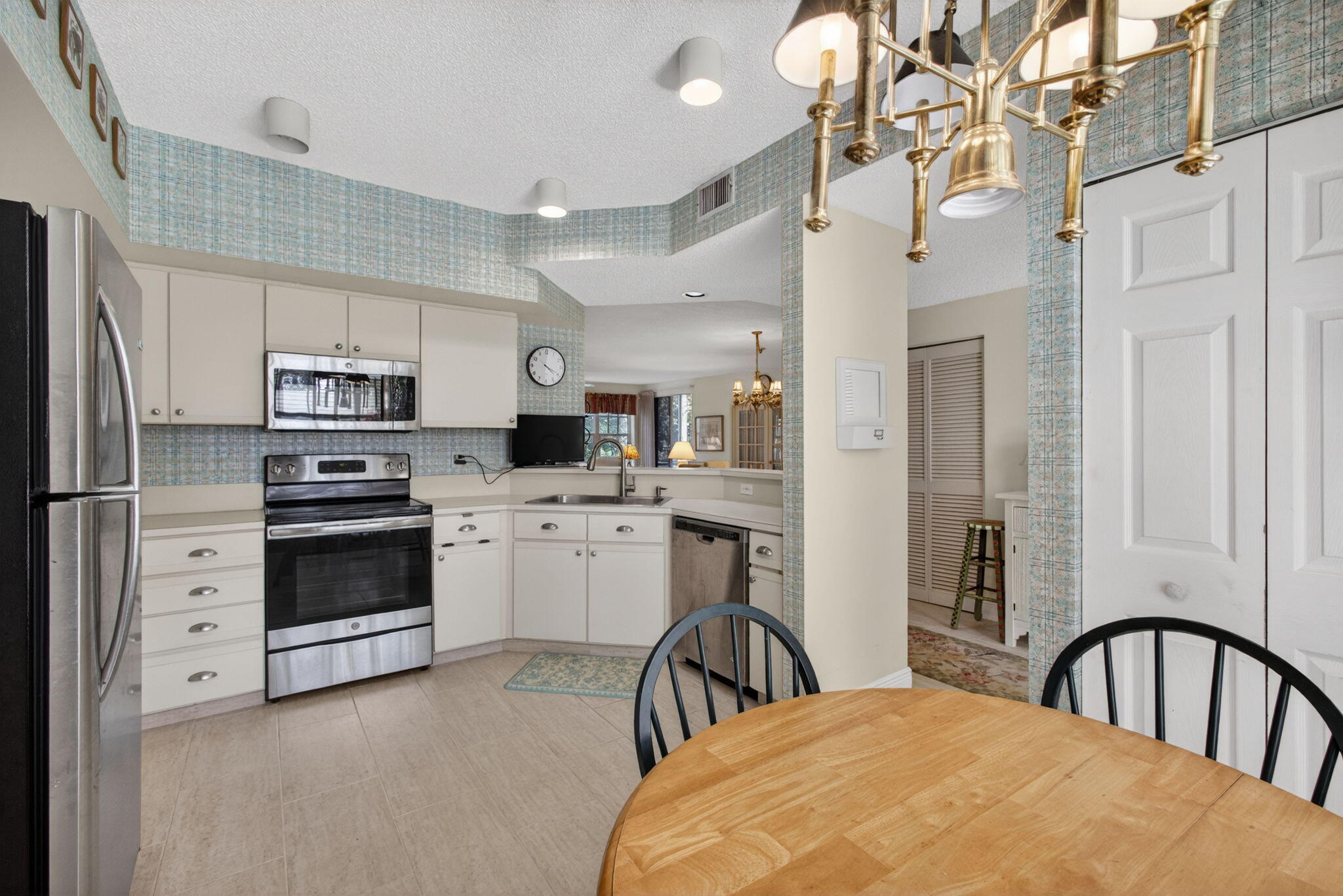 SEA COLONY CONDO - Residential