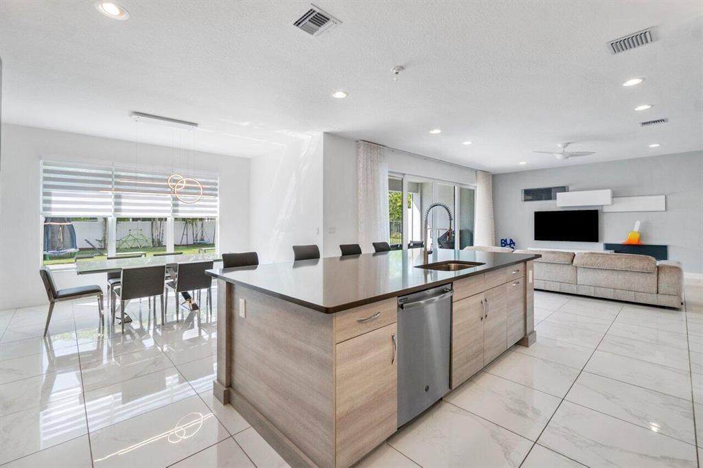 Dakota - Residential