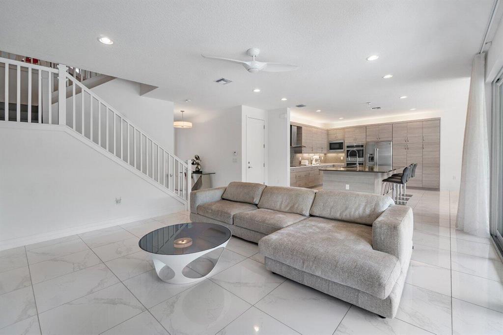 Dakota - Residential