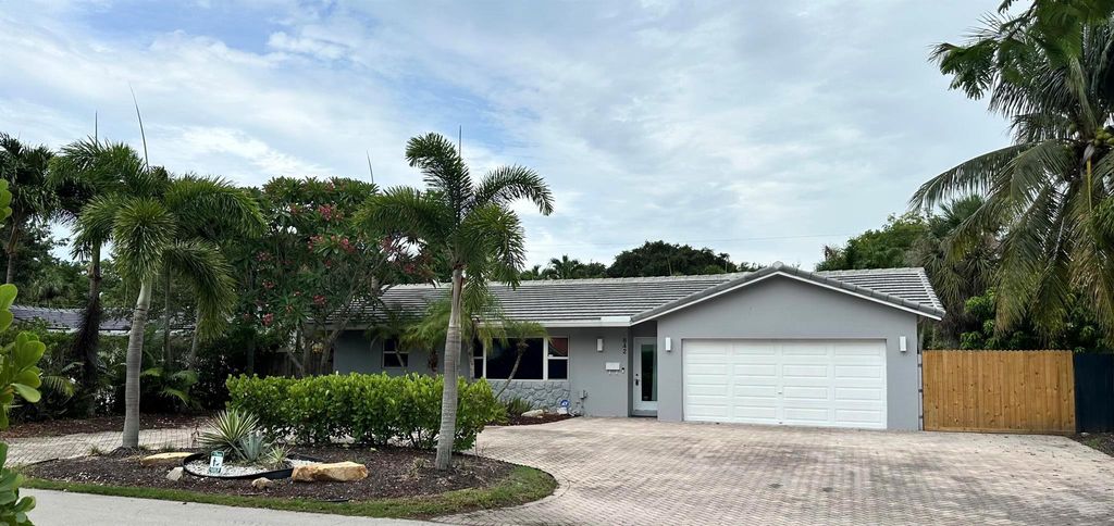 Photo of 842 NW 6th Terrace, Boca Raton, FL 33486 (MLS # R11104775)