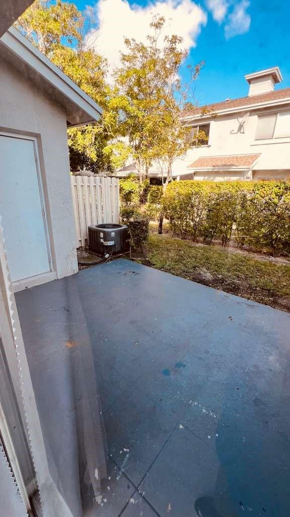 Olympia & York Residentia - Residential Lease