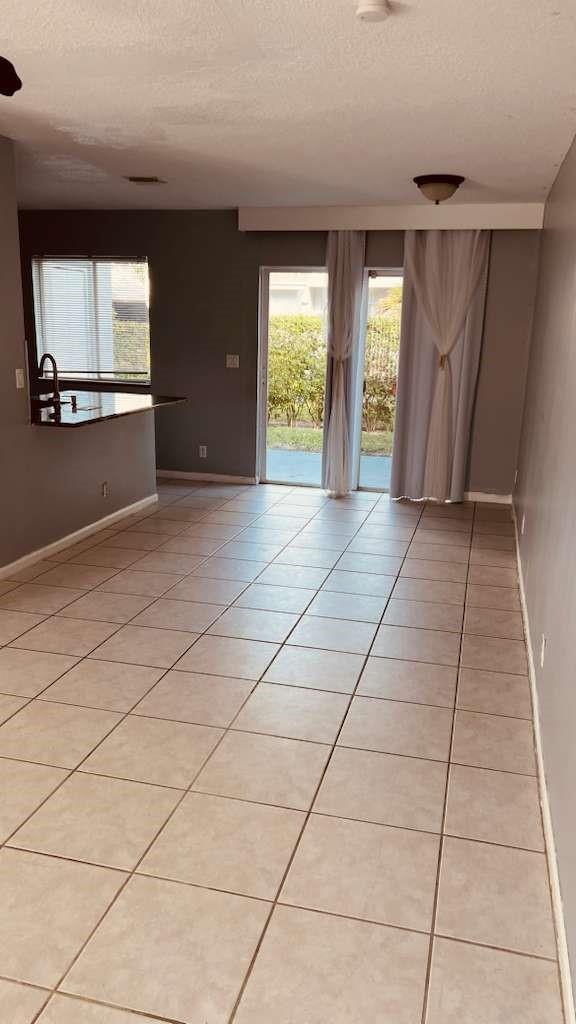 Olympia & York Residentia - Residential Lease