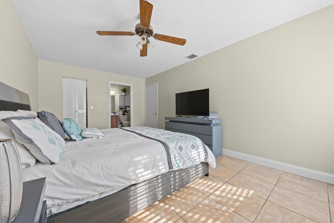 LAKES OF TARA UNIT 1 - Residential