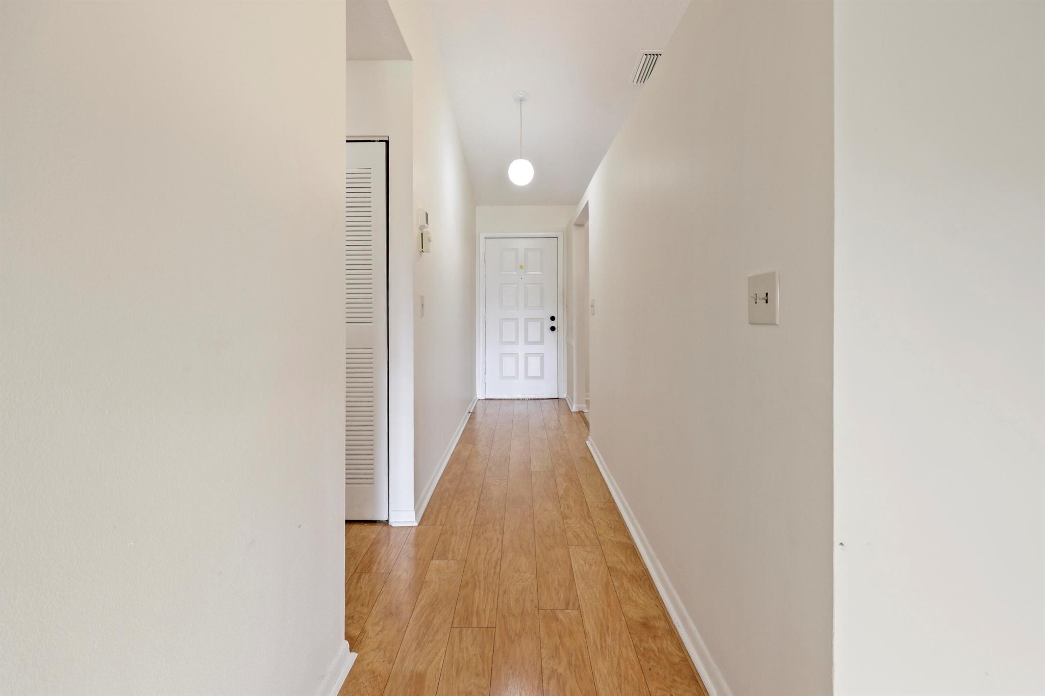 4698 Lucerne Lakes Boulevard E 202