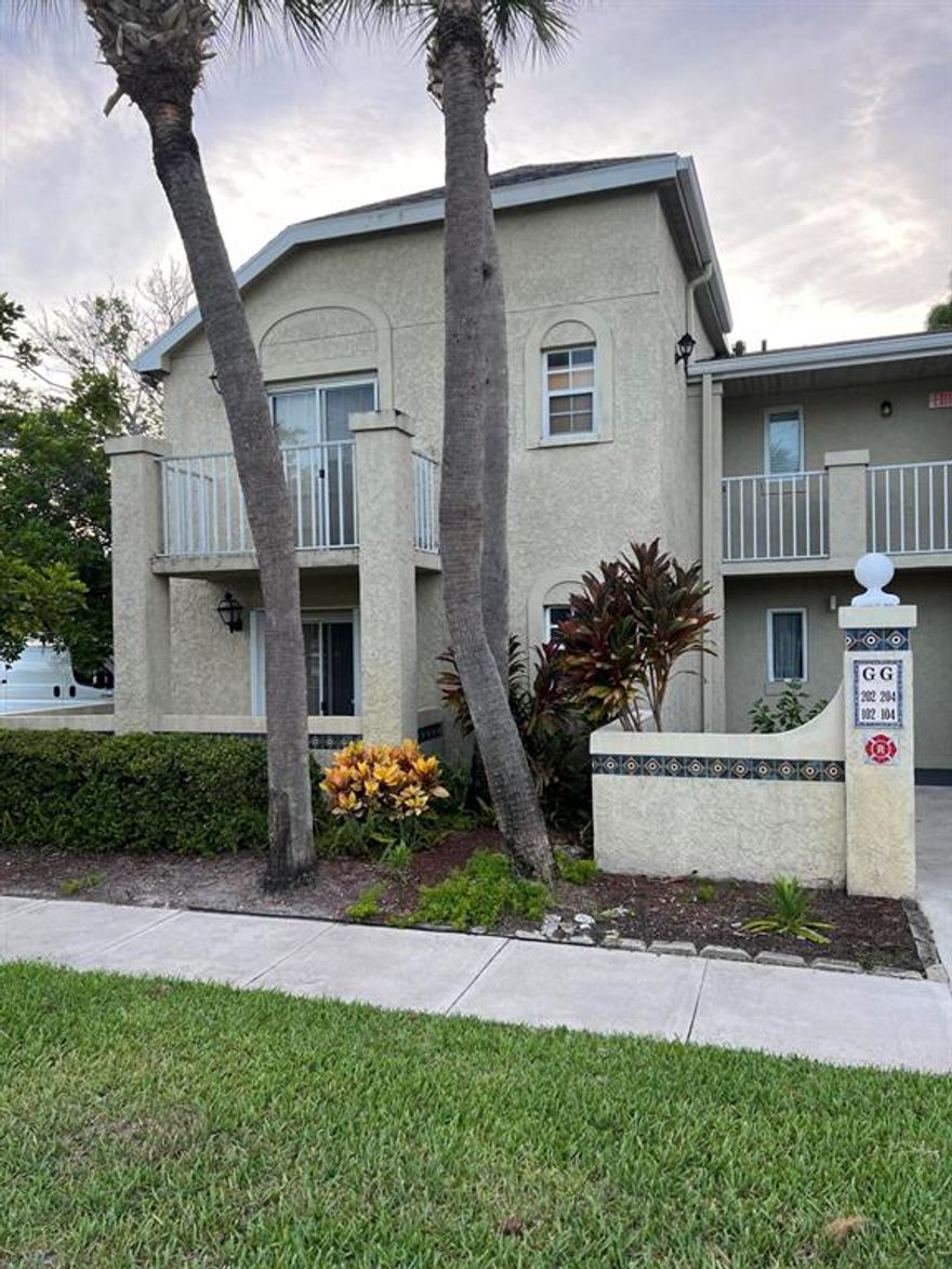 SELLER WILLING TO CONTRIBUTE A CREDIT TOWARDS CLOSING COST OR INTEREST RATE BUY DOWN. Protect your investment with accordion shutters! Ready to move in 2/2 condo in EverGreen community. Tile though property with split floor plan. Newer Washer and Dryer. Property is located on the first floor.HOA offers 2 community  pools, roof maintenance,  water and sewer.