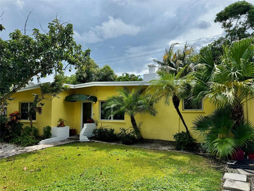 Photo of 1406 NE 15th Street, Fort Lauderdale, FL 33304 (MLS # F10531074)