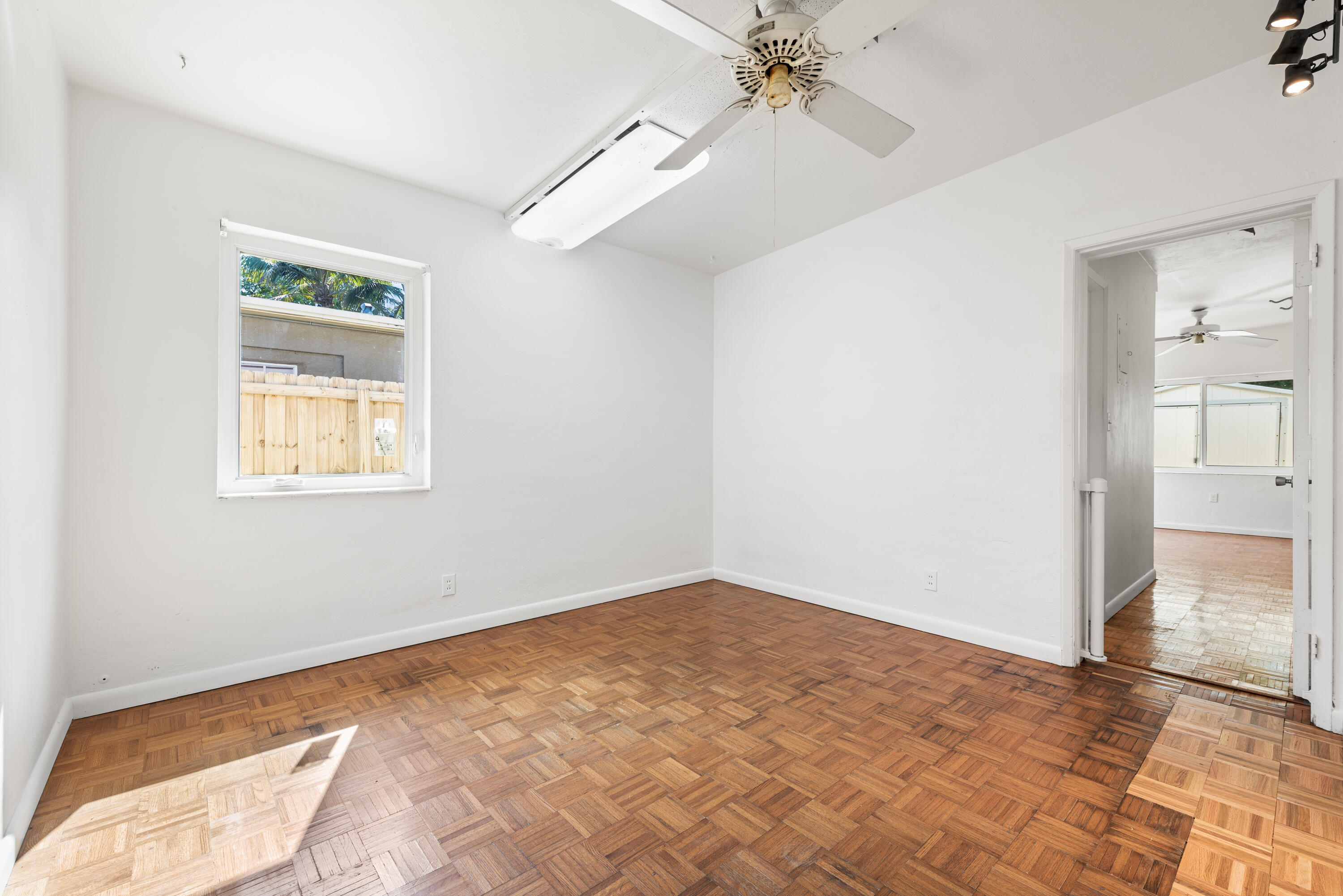 Verena Park 29-9 B - Residential