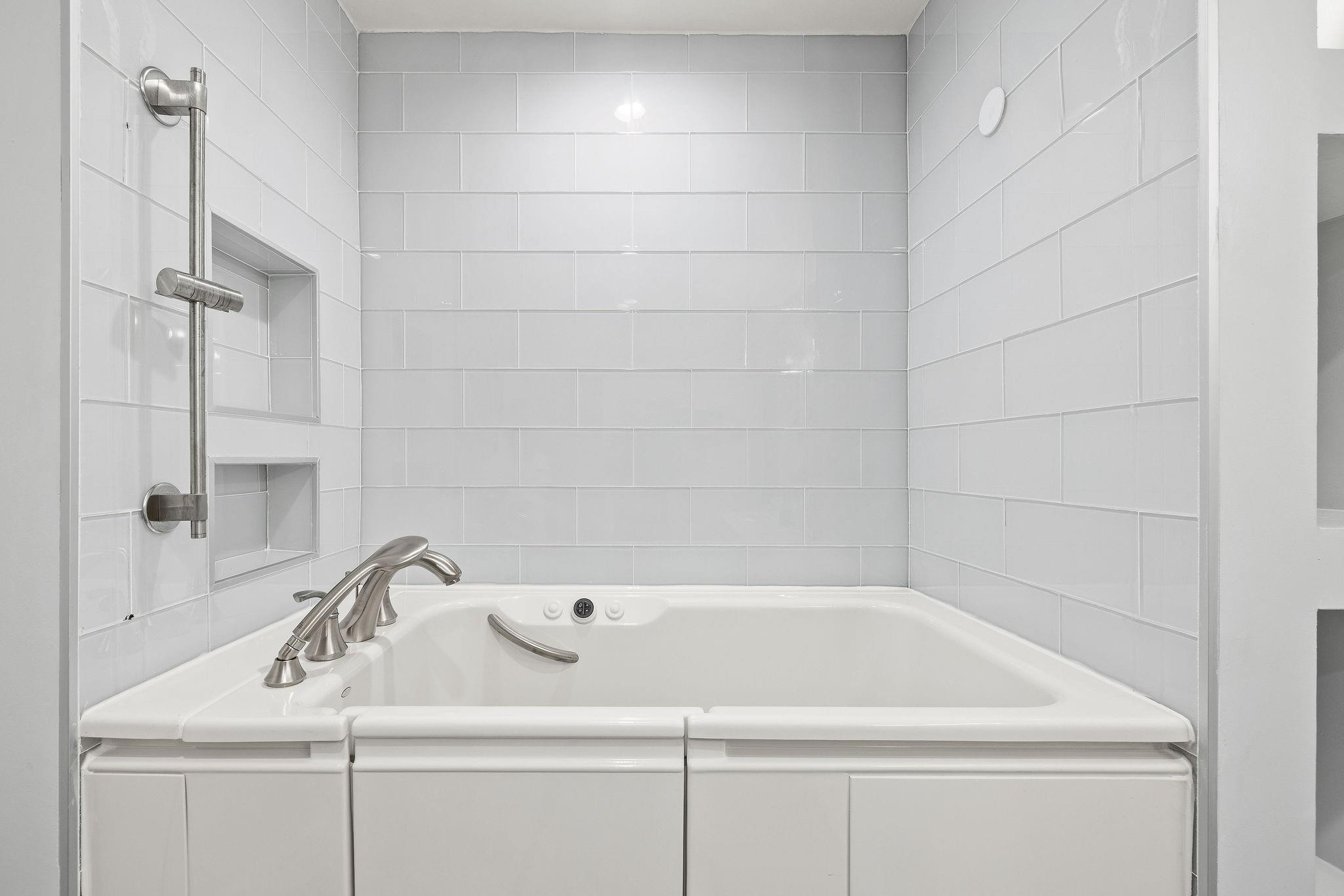 Coral Ridge Country Club - Residential