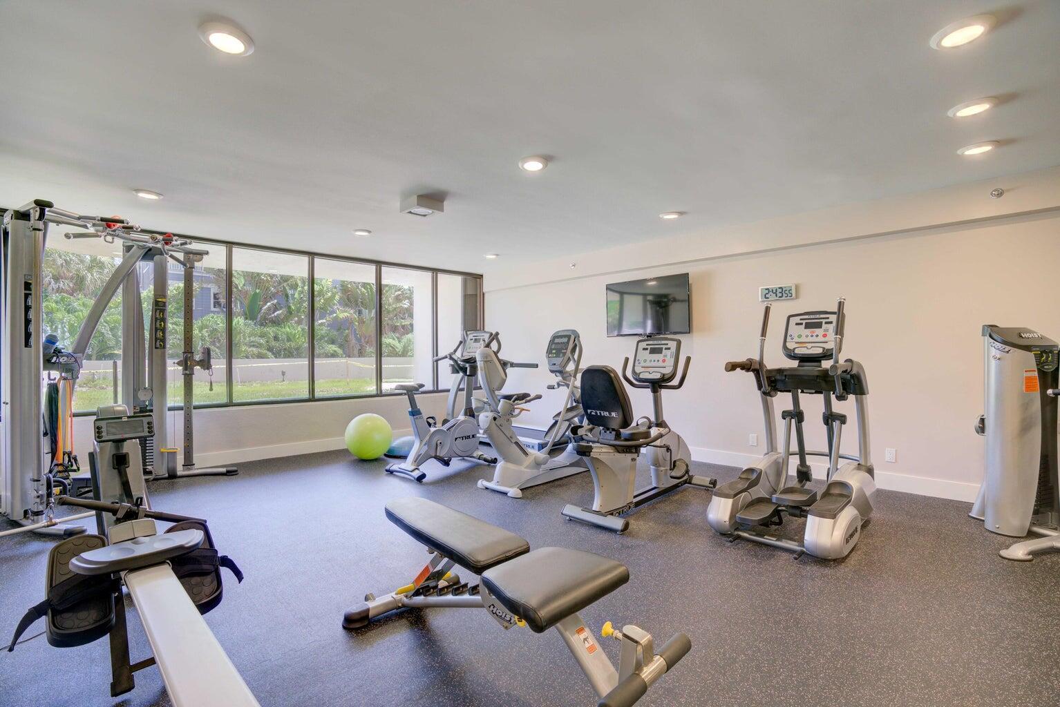 CORINTHIANS CONDO - Residential