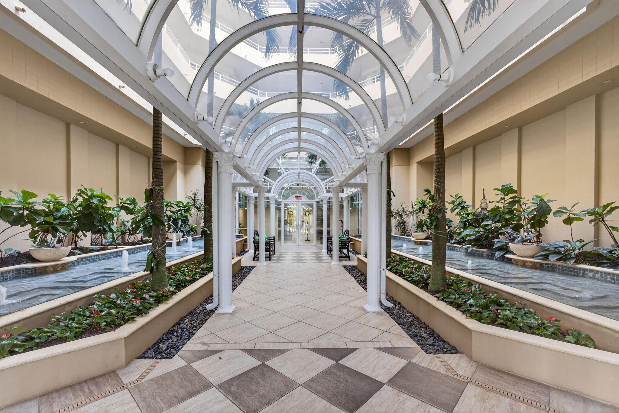 CORINTHIANS CONDO - Residential