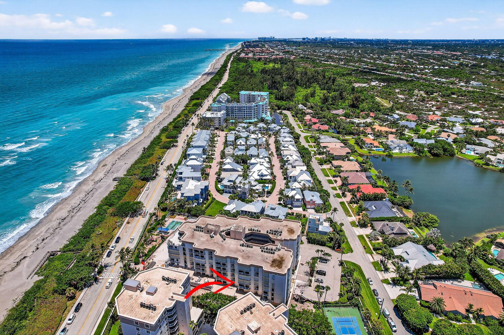 CORINTHIANS CONDO - Residential