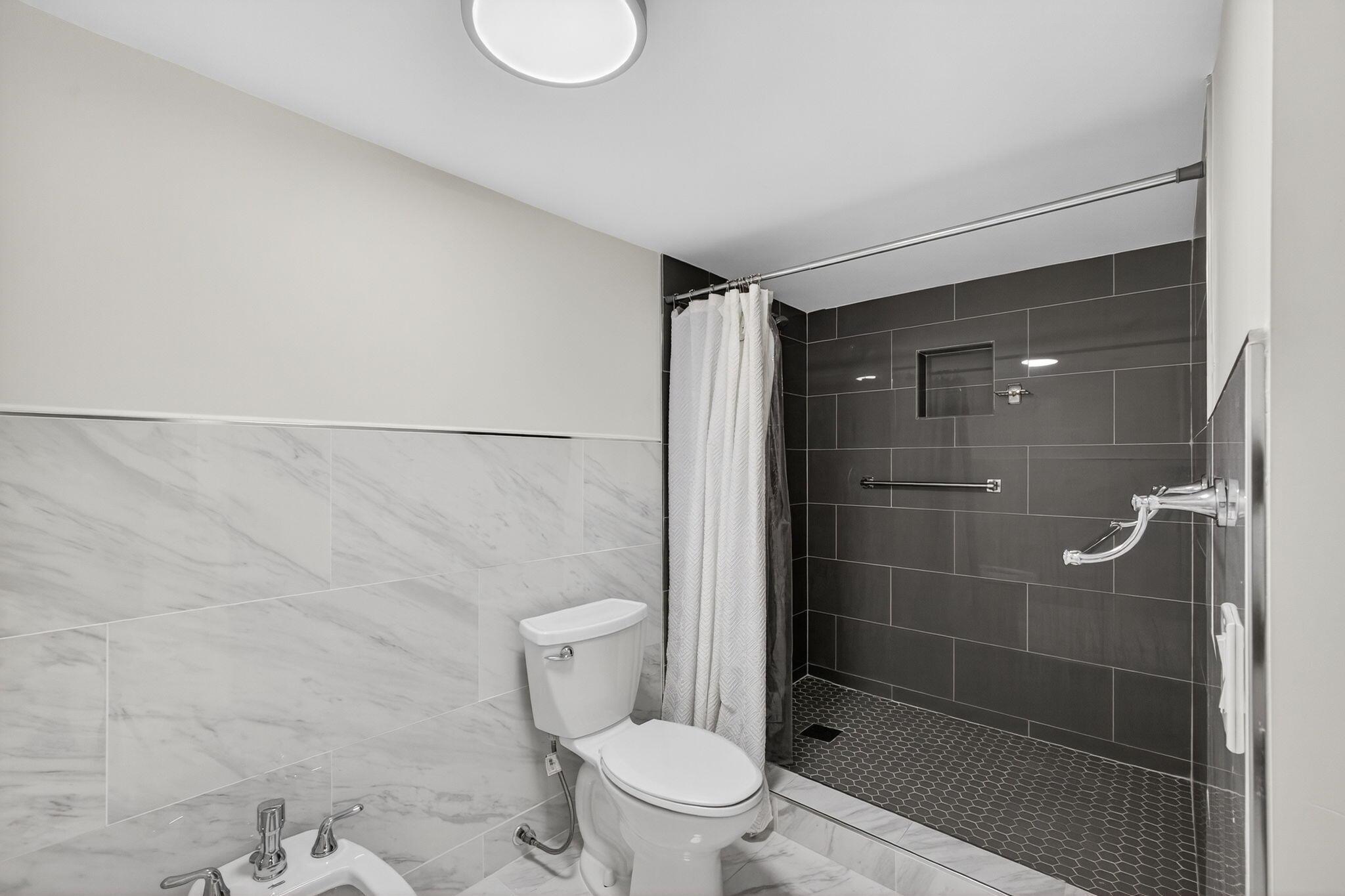 CORINTHIANS CONDO - Residential