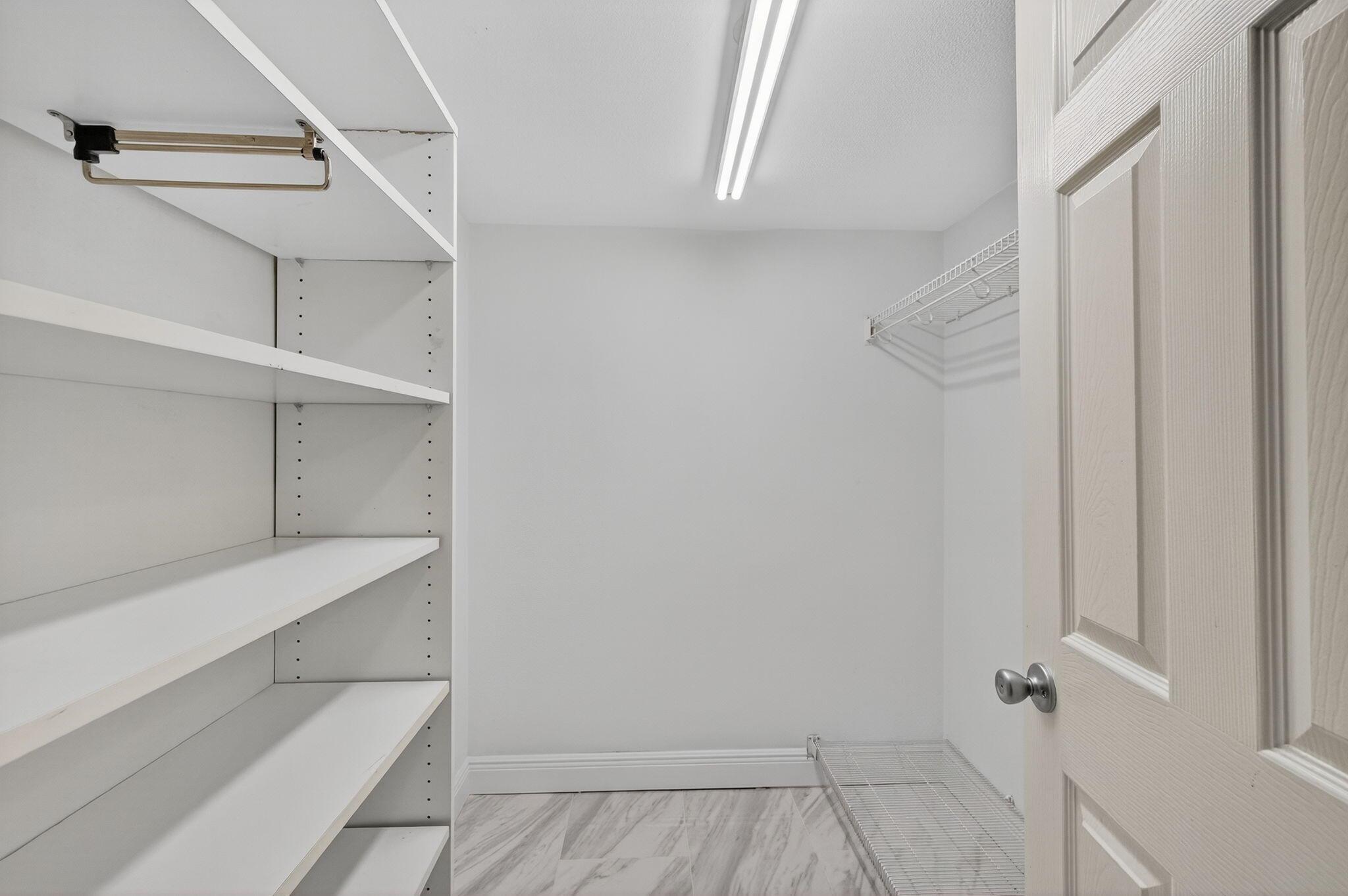 CORINTHIANS CONDO - Residential