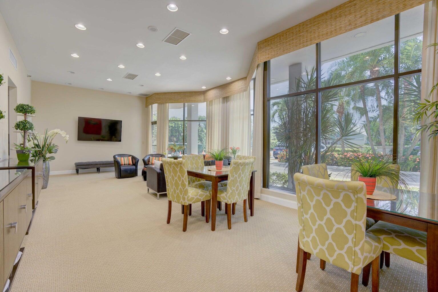 CORINTHIANS CONDO - Residential