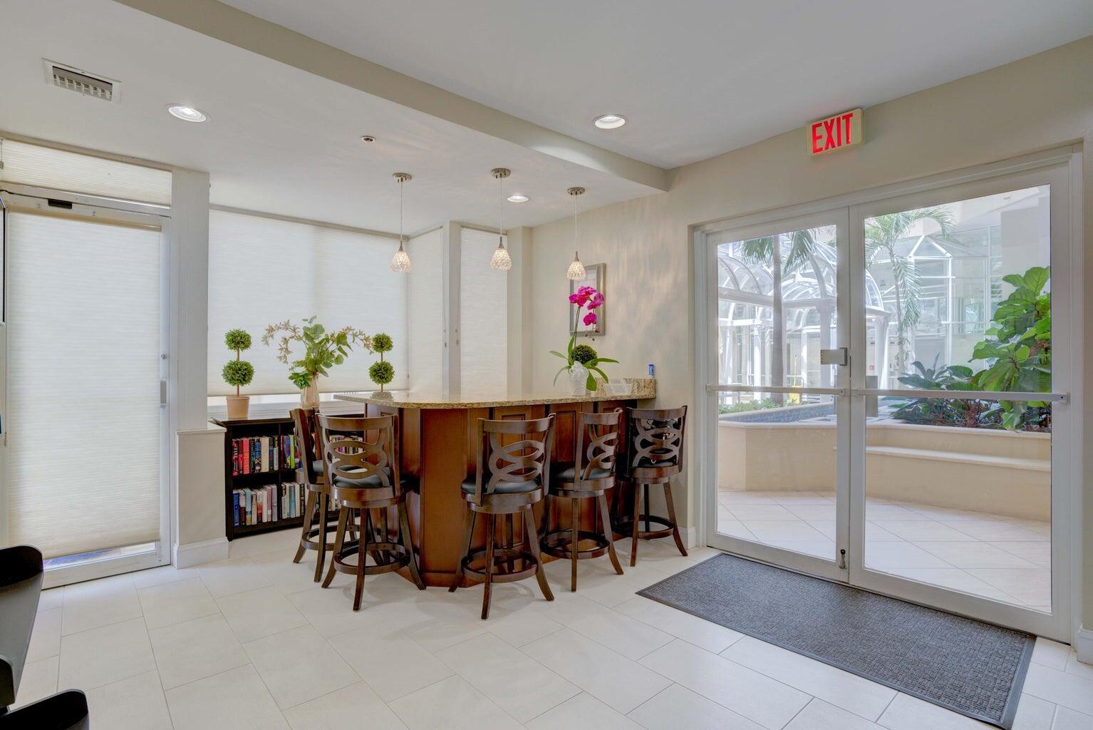 CORINTHIANS CONDO - Residential