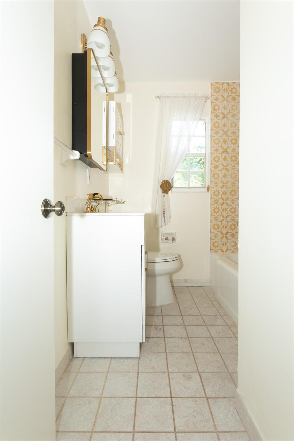 TOLEDO IN - Residential Lease