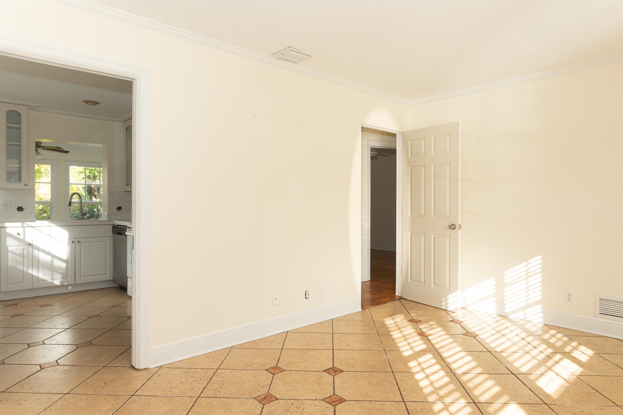 TOLEDO IN - Residential Lease