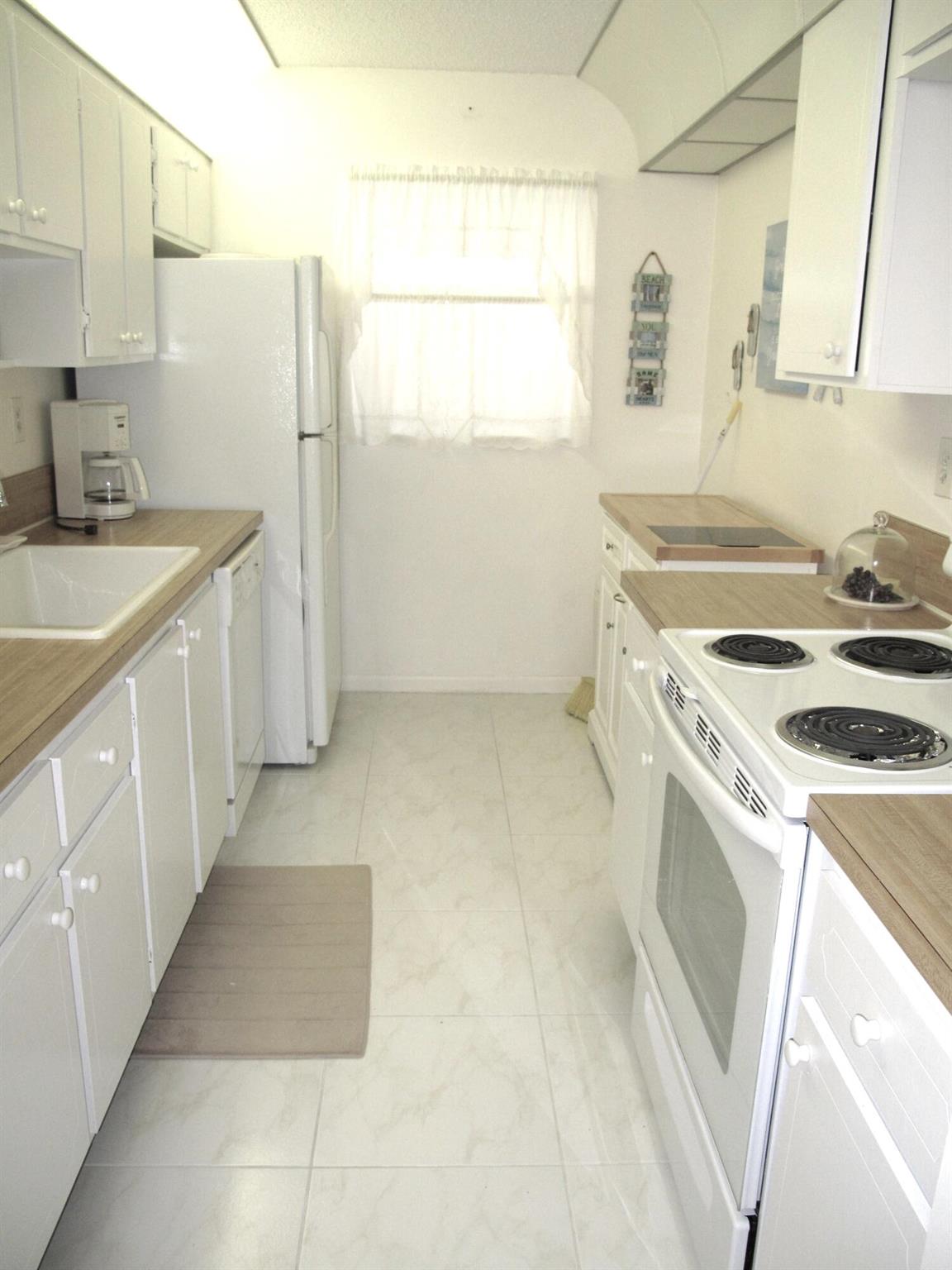 HIGH POINT OF DELRAY WEST - Residential Lease