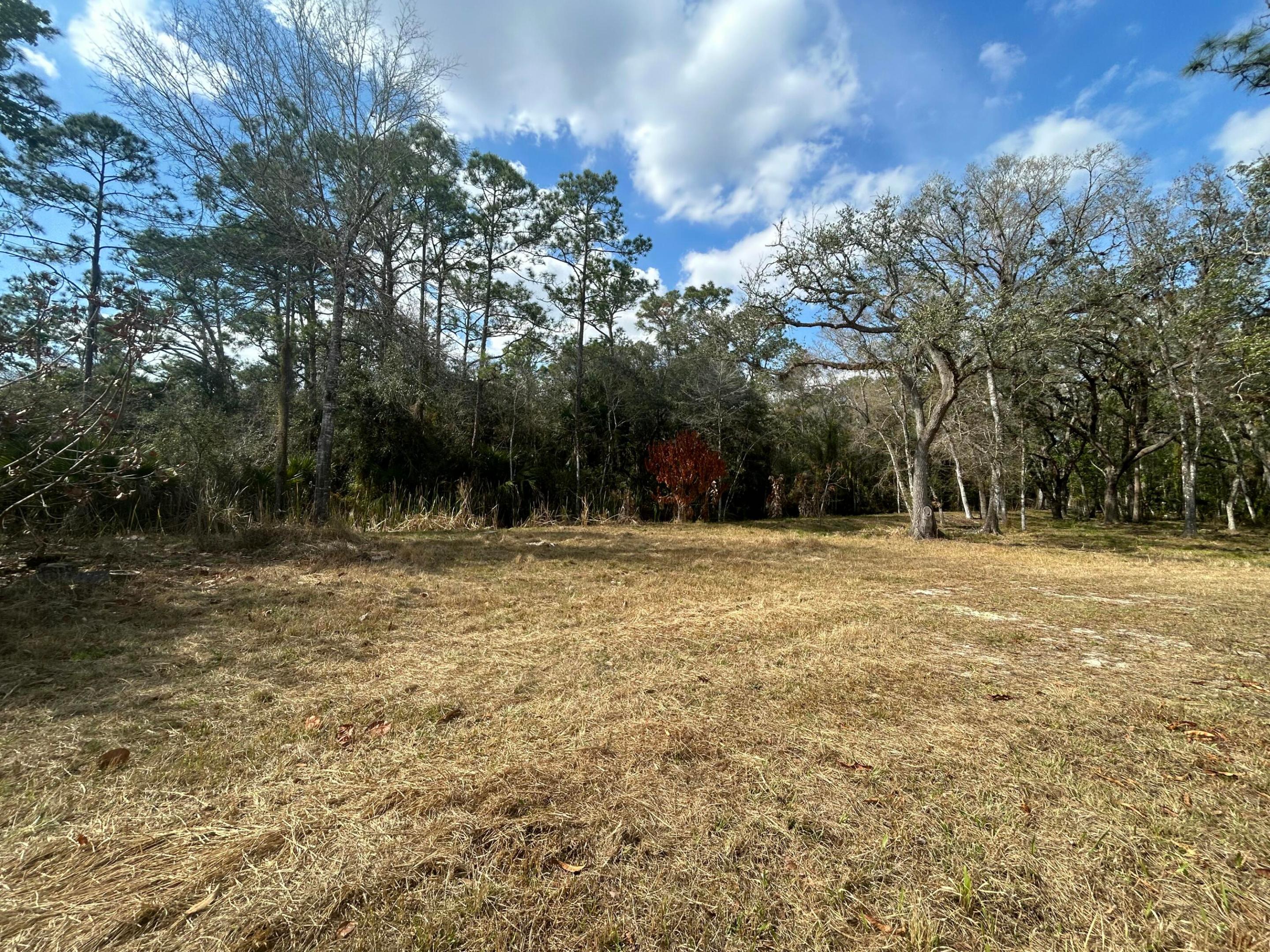 GRAND PRIX RANCHES - Land