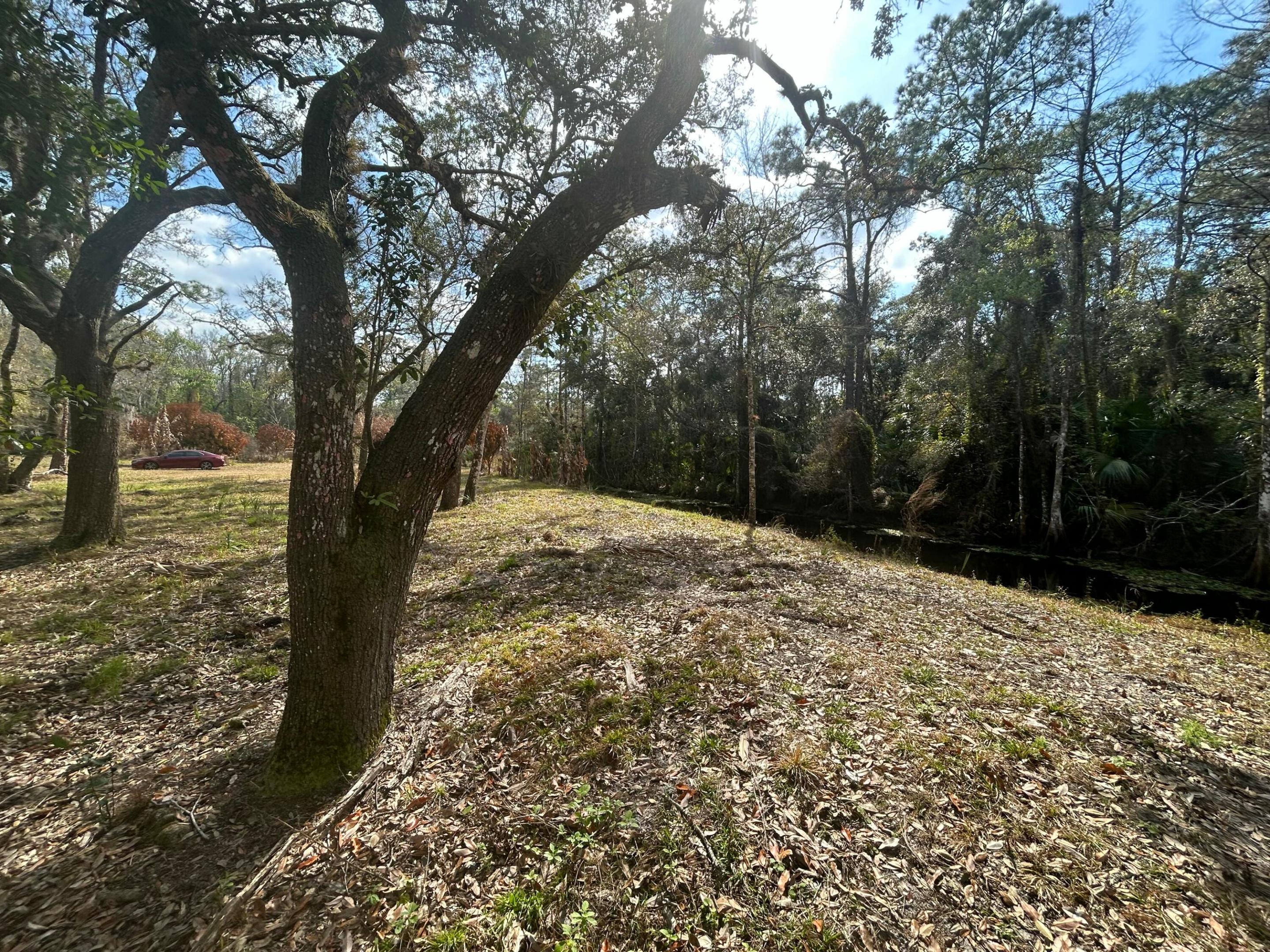 GRAND PRIX RANCHES - Land