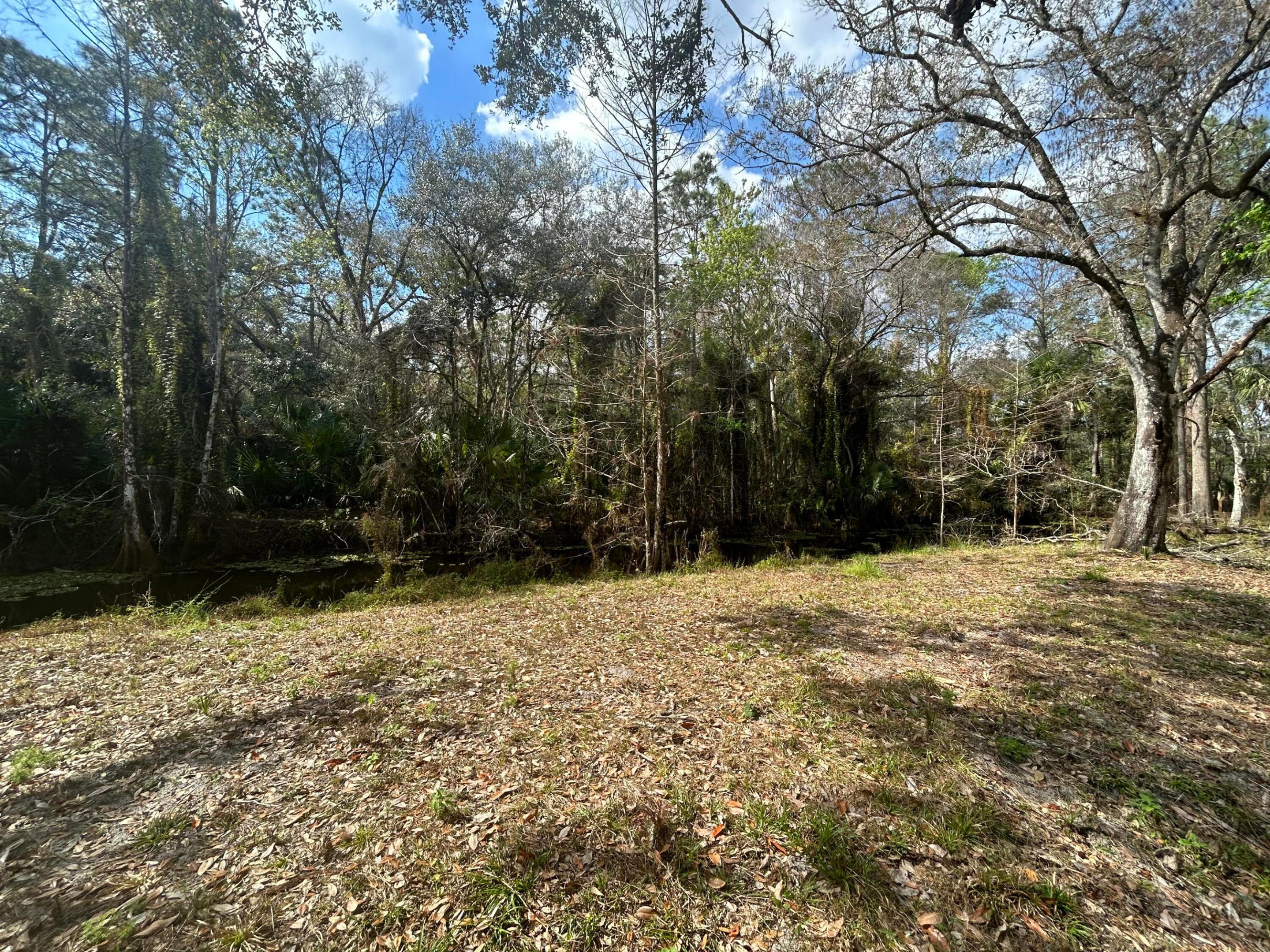 GRAND PRIX RANCHES - Land