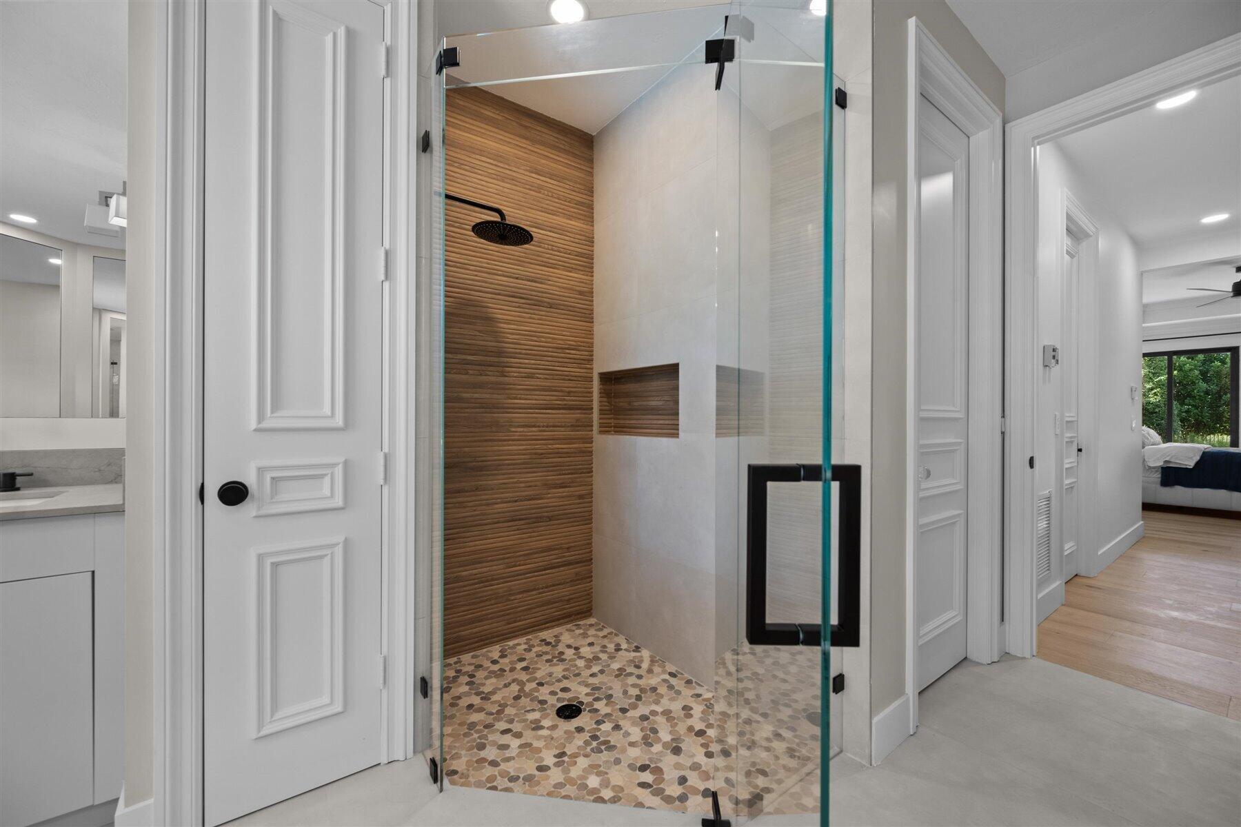 BENT CYPRESS - Residential Lease