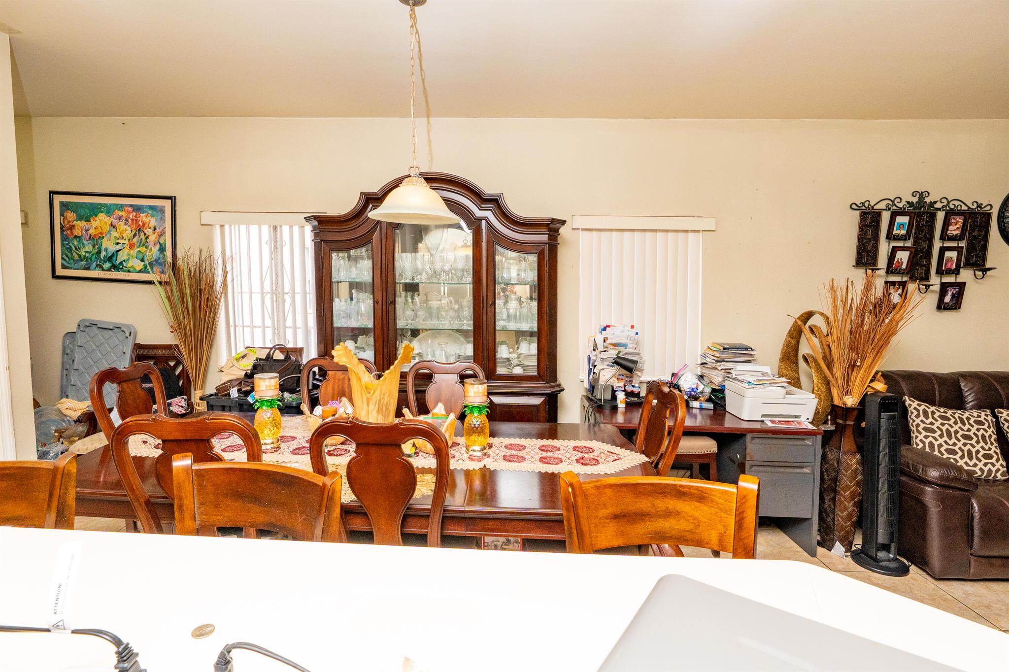 6940 NW 5th Place