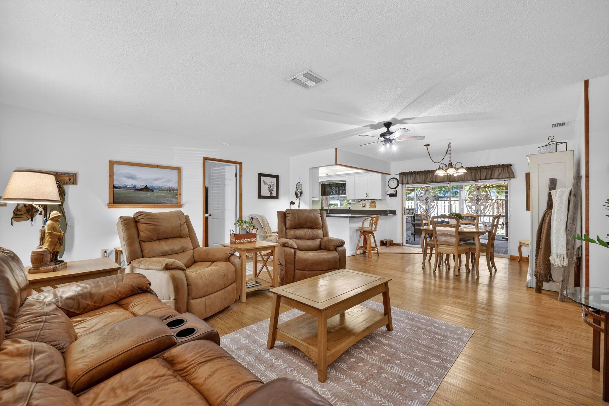 Coral Gardens - Residential Lease