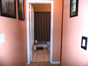 FOREST HILL GARDENS CONDO - Residential