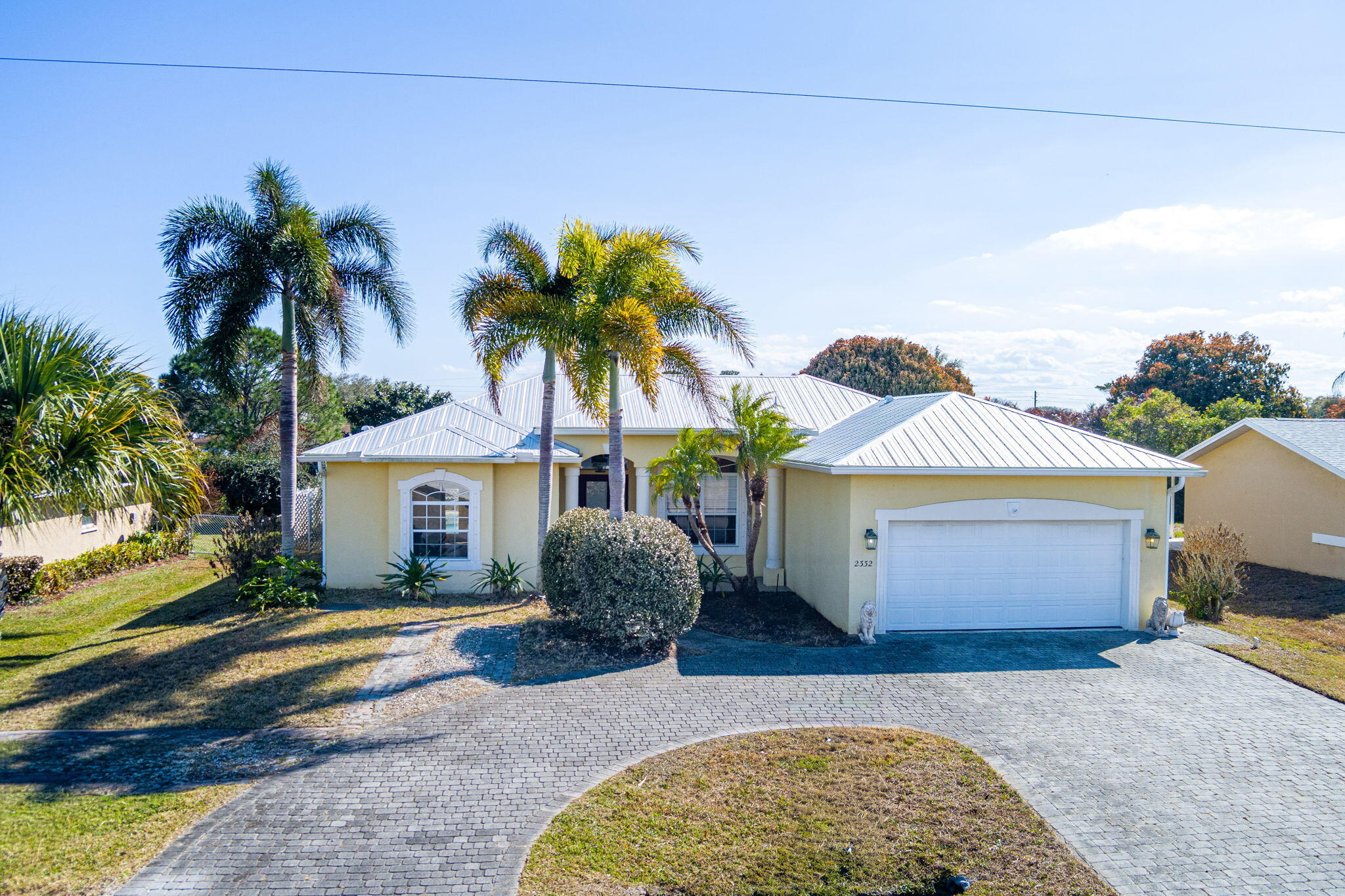 2332 SE Maslan Avenue