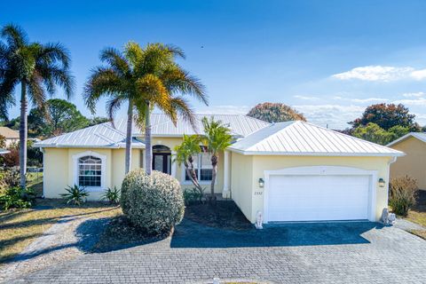 2332 SE Maslan Avenue Port St Lucie FL 34952