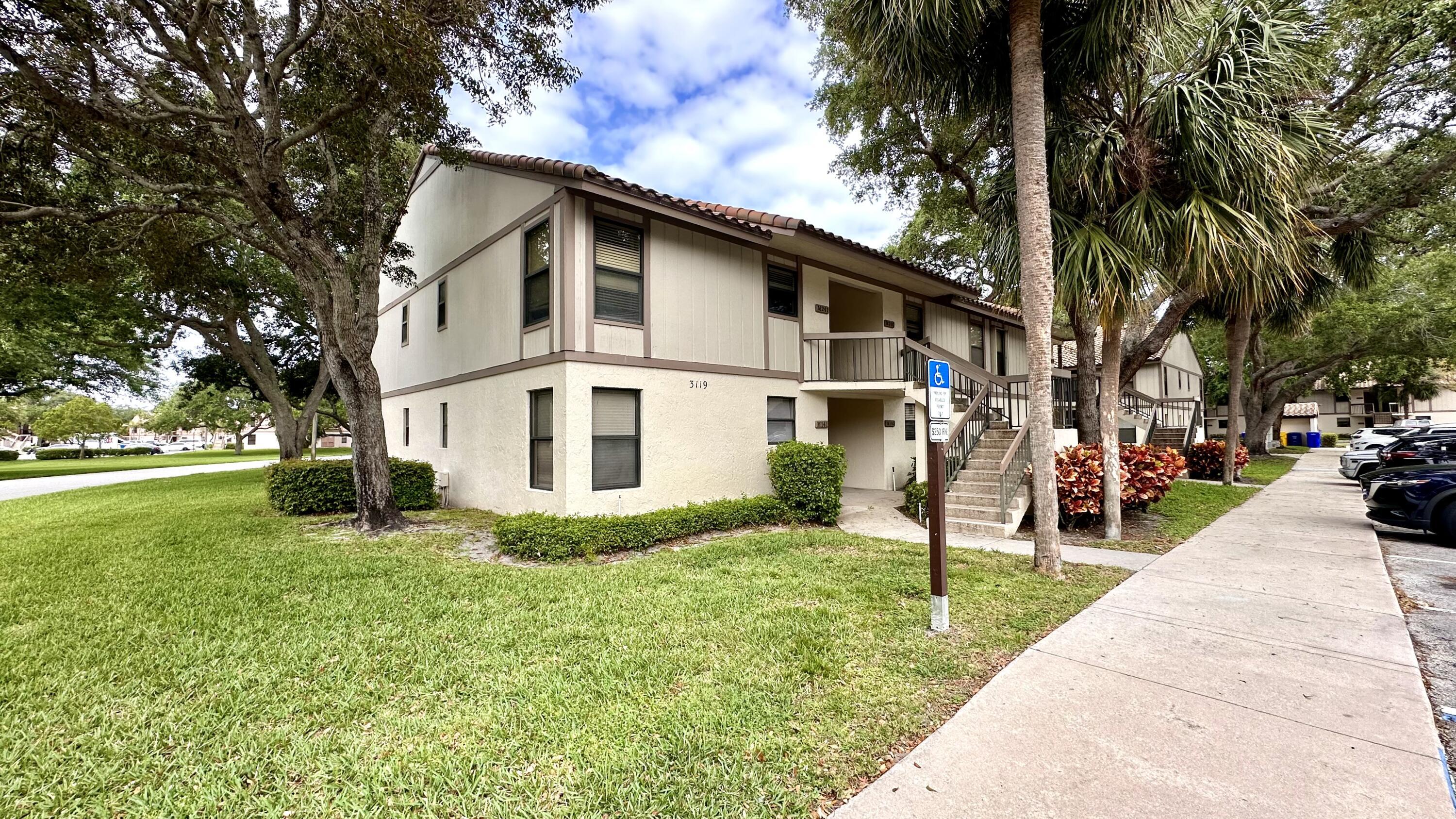 PARK AT WINDWOOD CONDO - Residential Lease