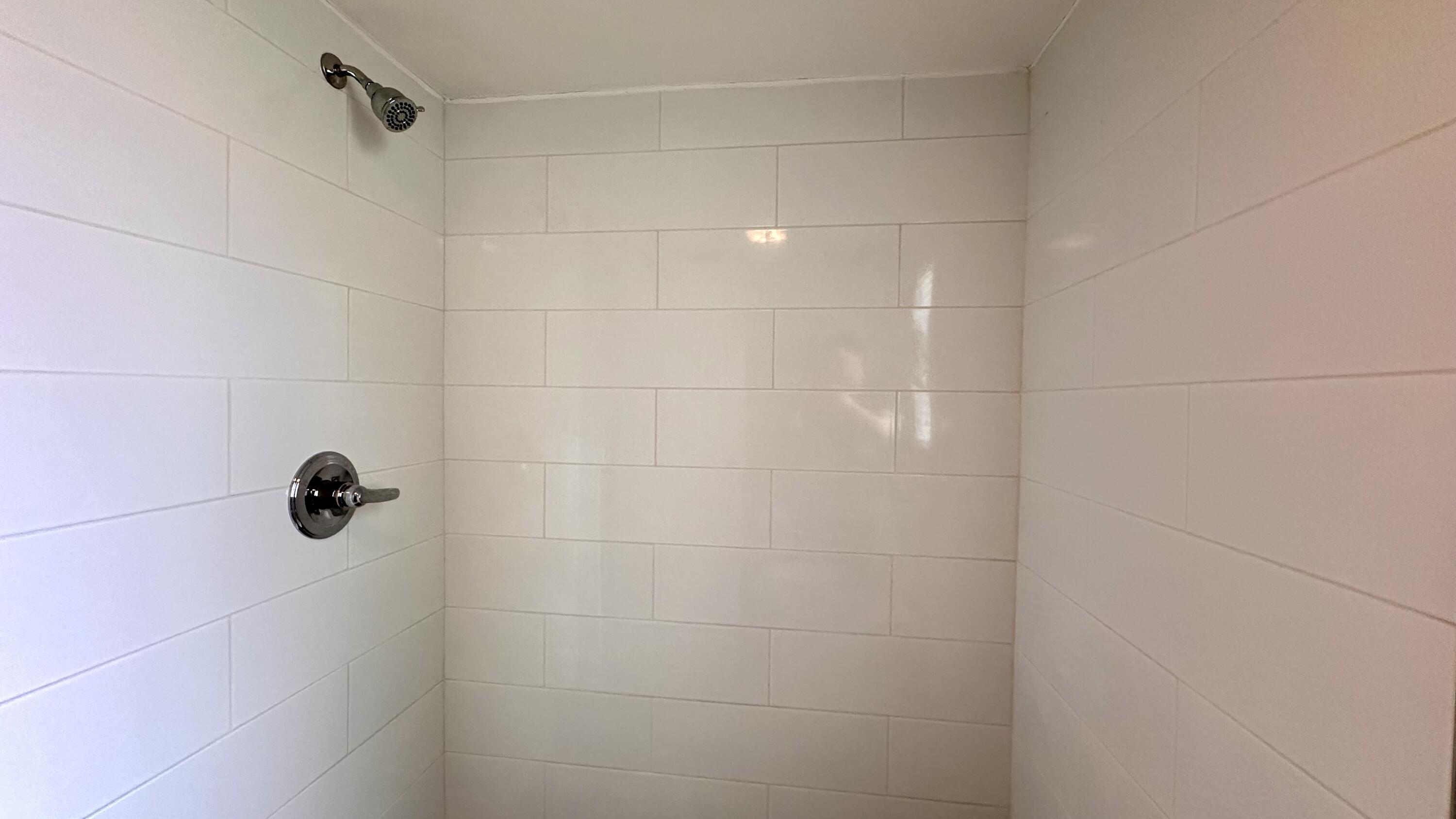 PARK AT WINDWOOD CONDO - Residential Lease