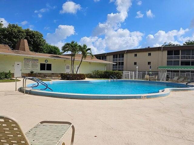 Village Green II Sussex Bldg - Residential